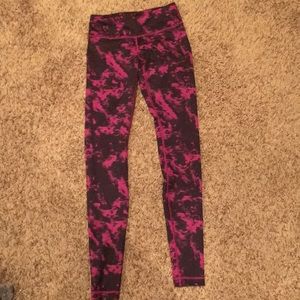 Lululemon pink and black leggings